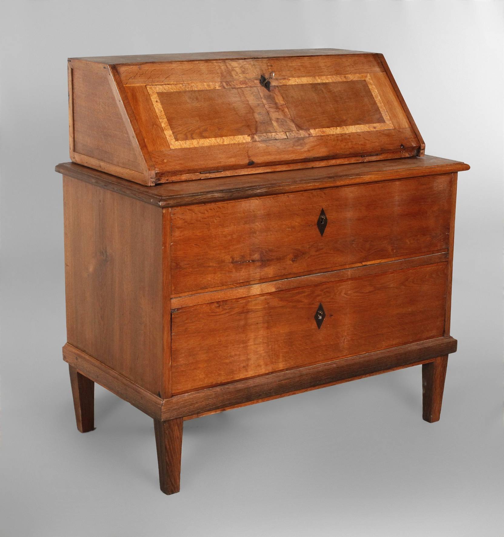 Schrägklappensekretär