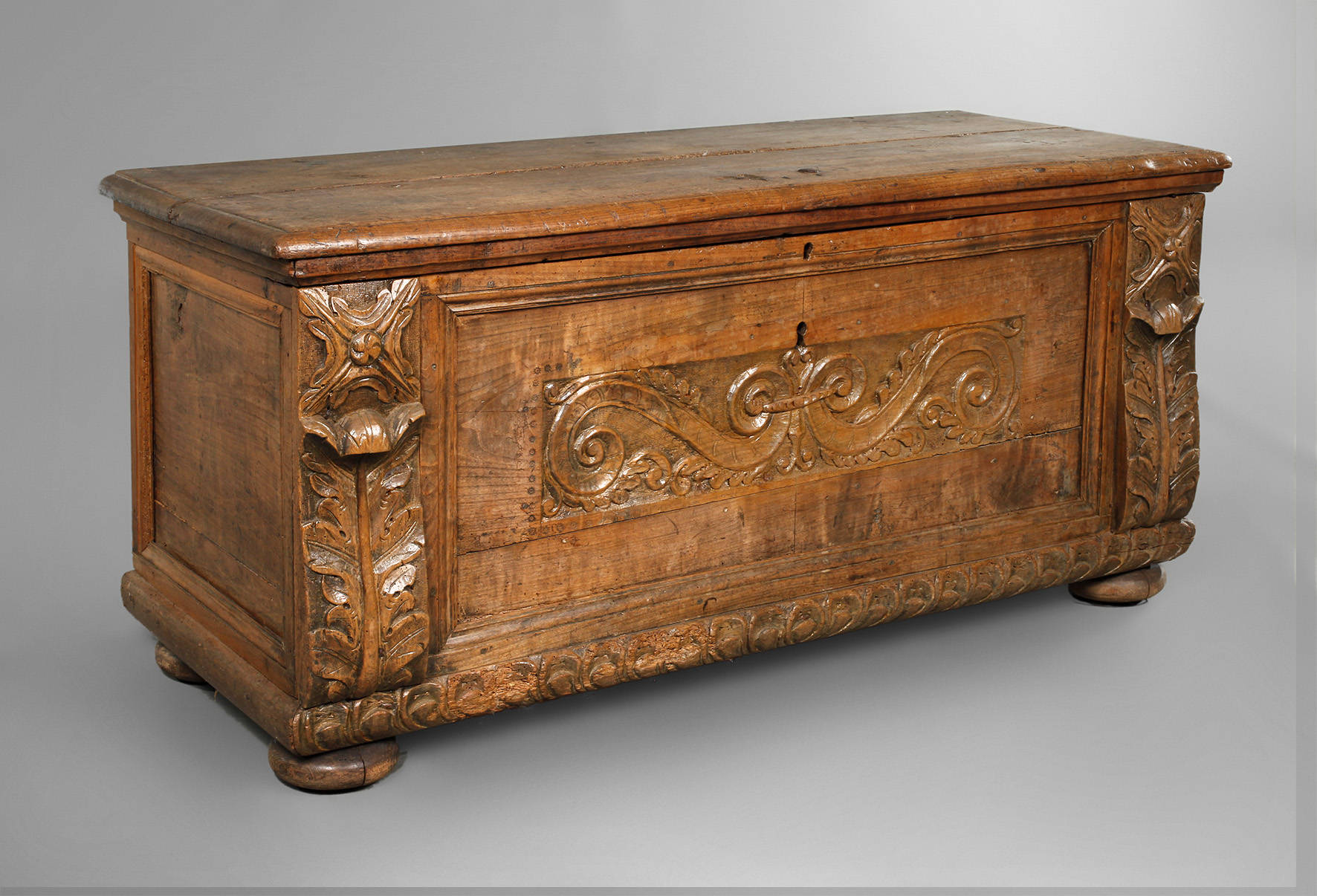 Kleine Barocktruhe