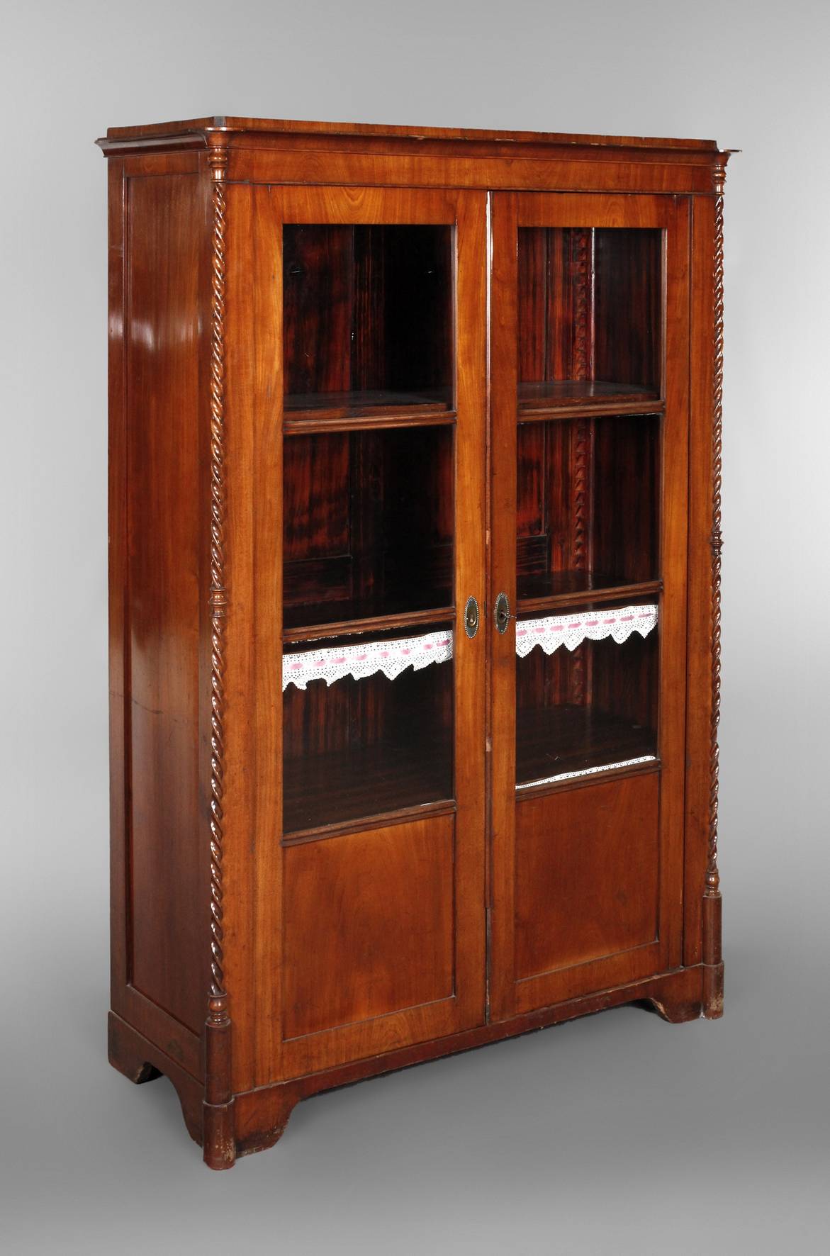 Vitrine Spätbiedermeier