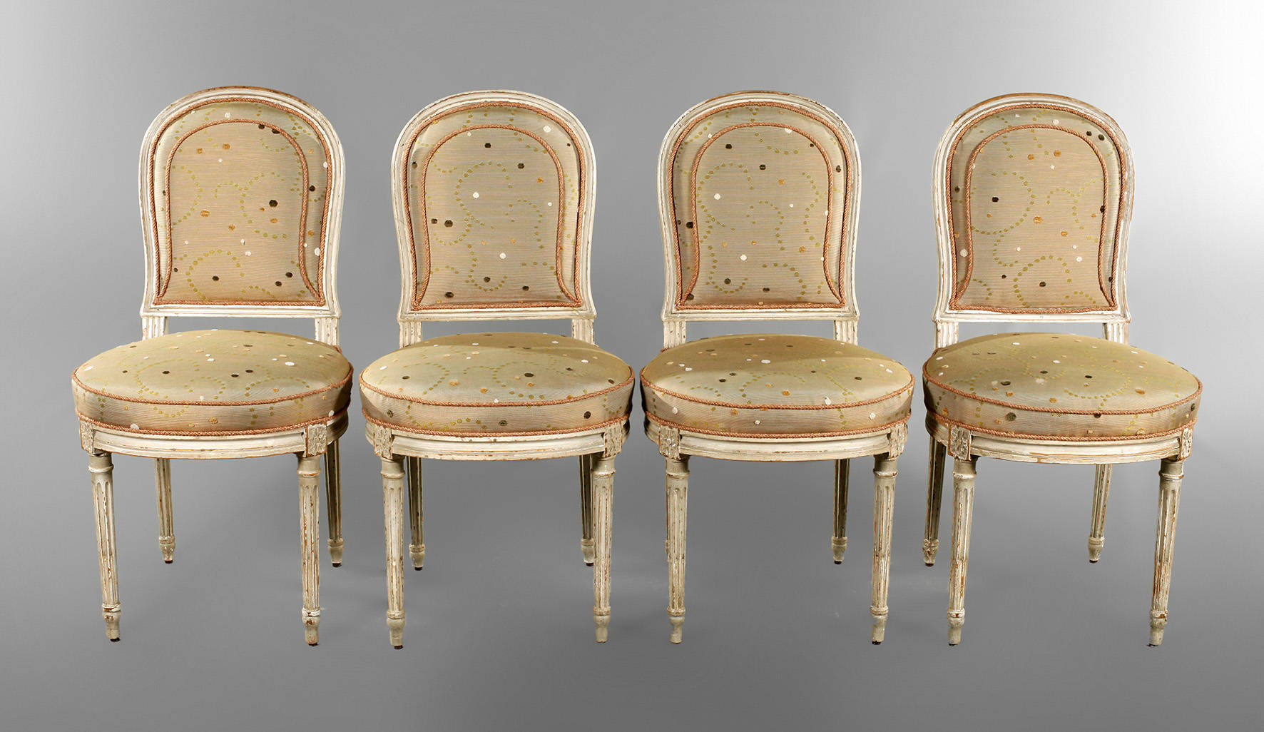 Vier Stühle Louis Seize