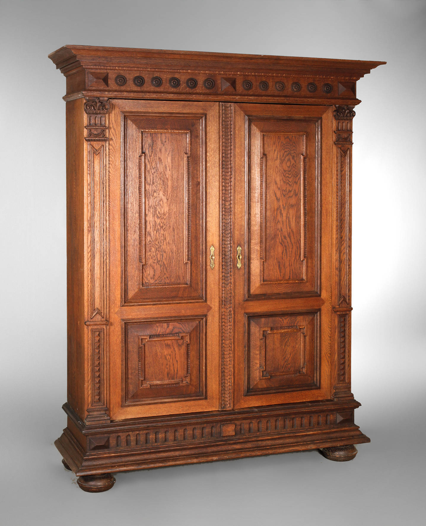 Kleiderschrank Gründerzeit