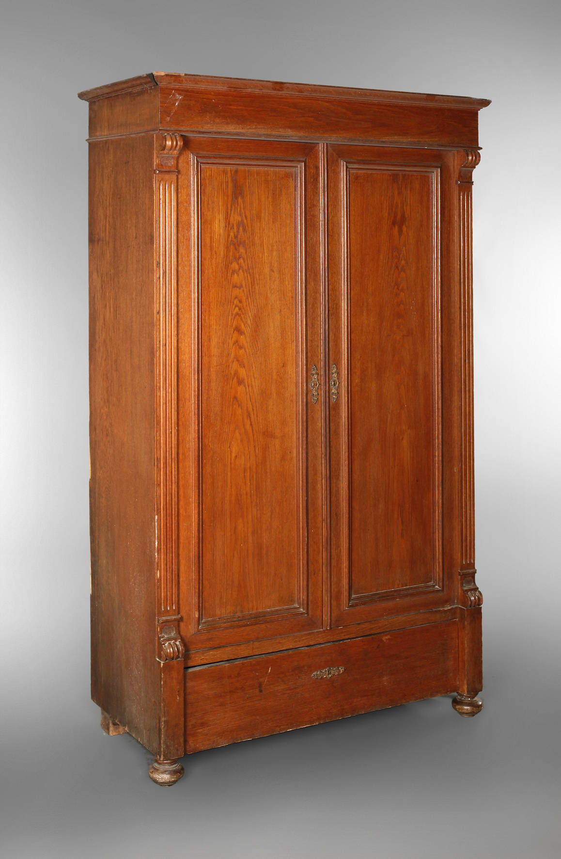 Kleiderschrank Gründerzeit