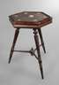 Kleiner Beistelltisch