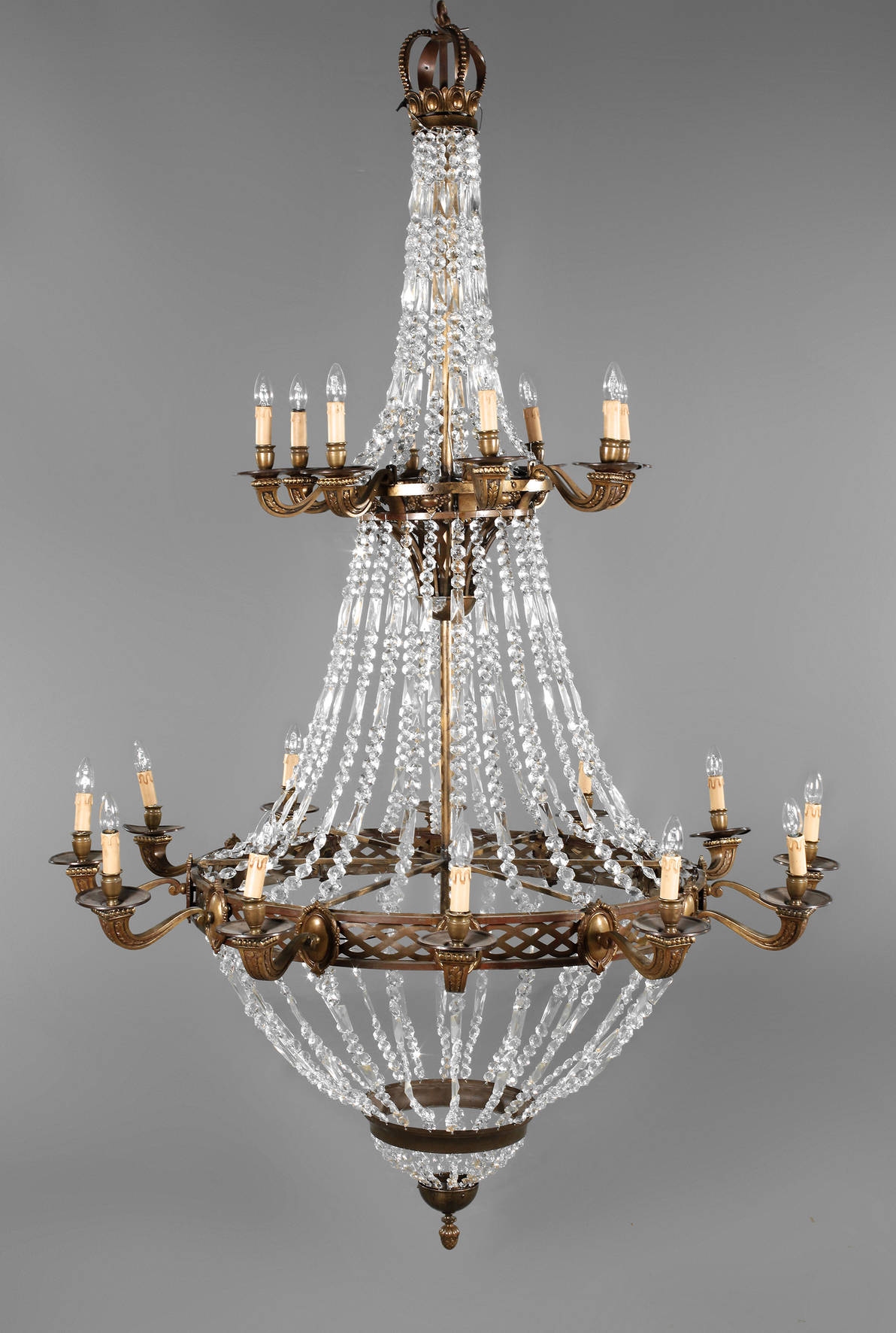 Übergroßer Kronleuchter