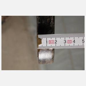 Tischplatte mit Fossilien