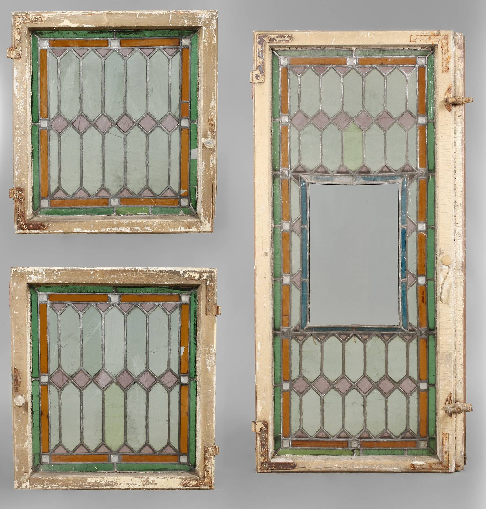 Dreiteiliges Bleiglasfenster