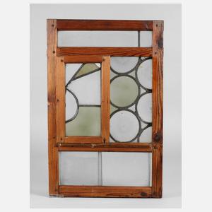 Fenster mit Butzenscheiben