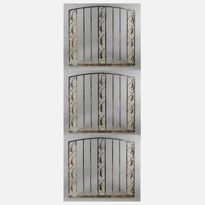 Drei Ziergitter Art déco