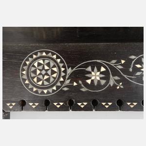 Wandregal Carlo Bugatti