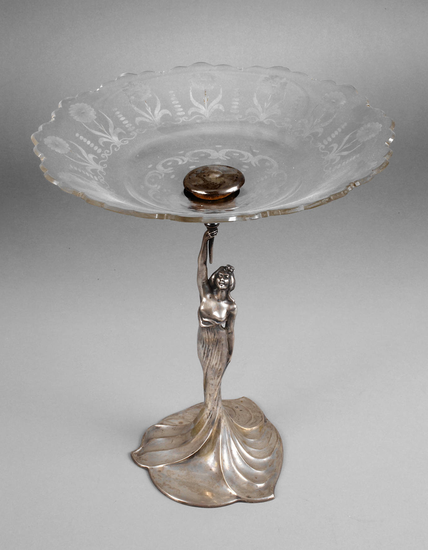 Wien Figürlicher Tafelaufsatz Silber