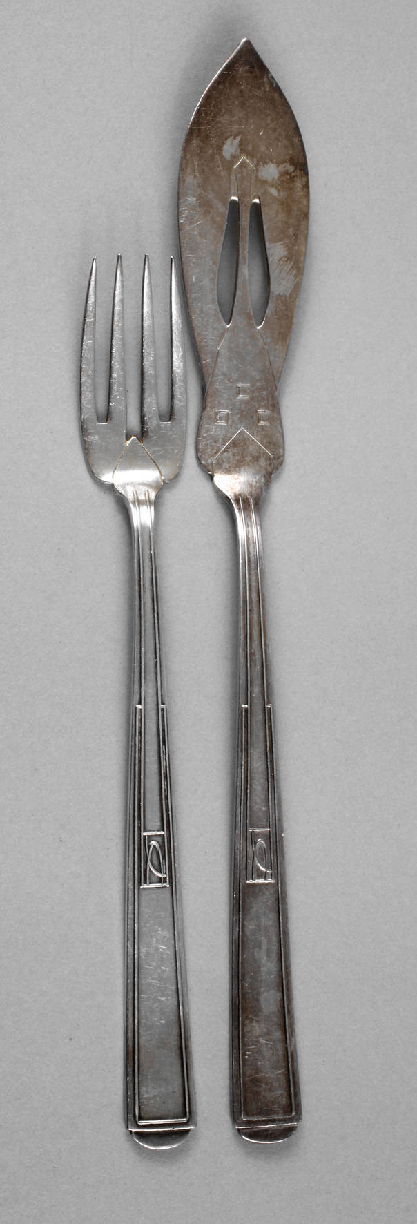 Josef Maria Olbrich zwei Teile Fischbesteck