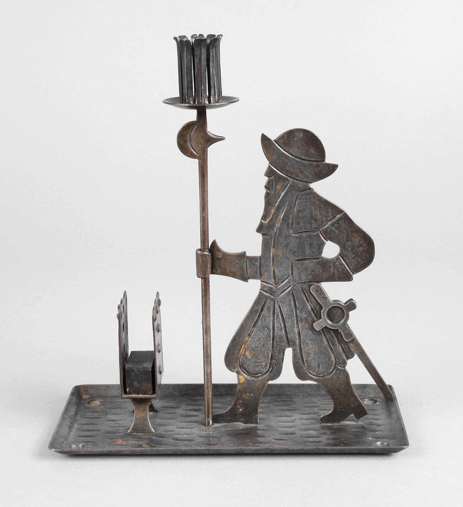 Figürlicher Zigarettenabschneider