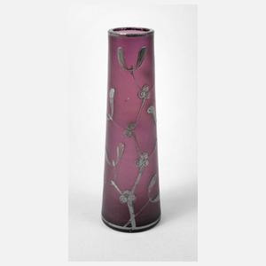 Kleine Jugendstilvase mit Mistelzweigen