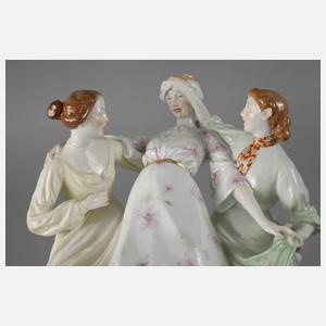 Meissen ”Drei Mädchen, Blinde Kuh spielend”