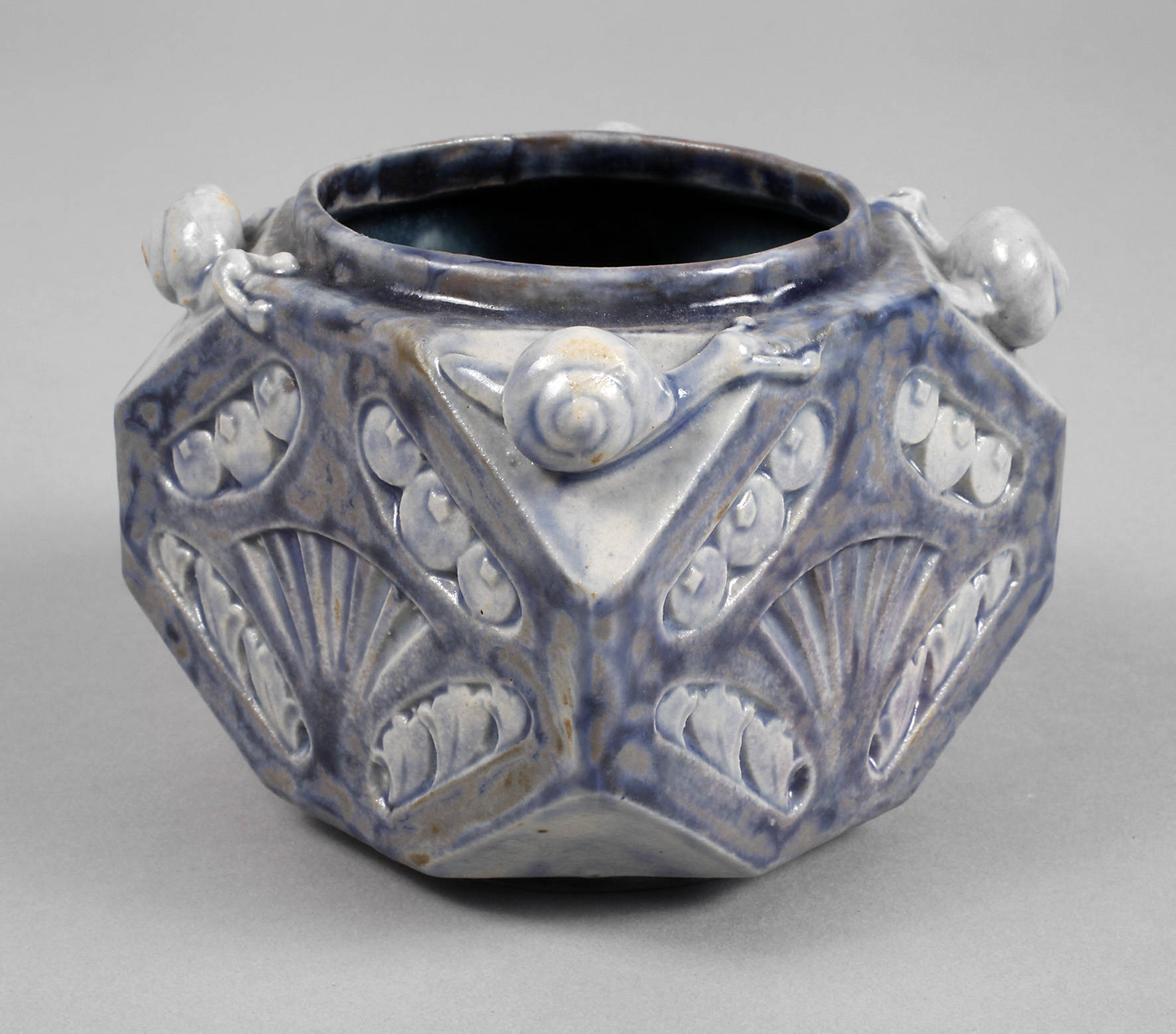 Louis Majorelle Vase mit Schnecken