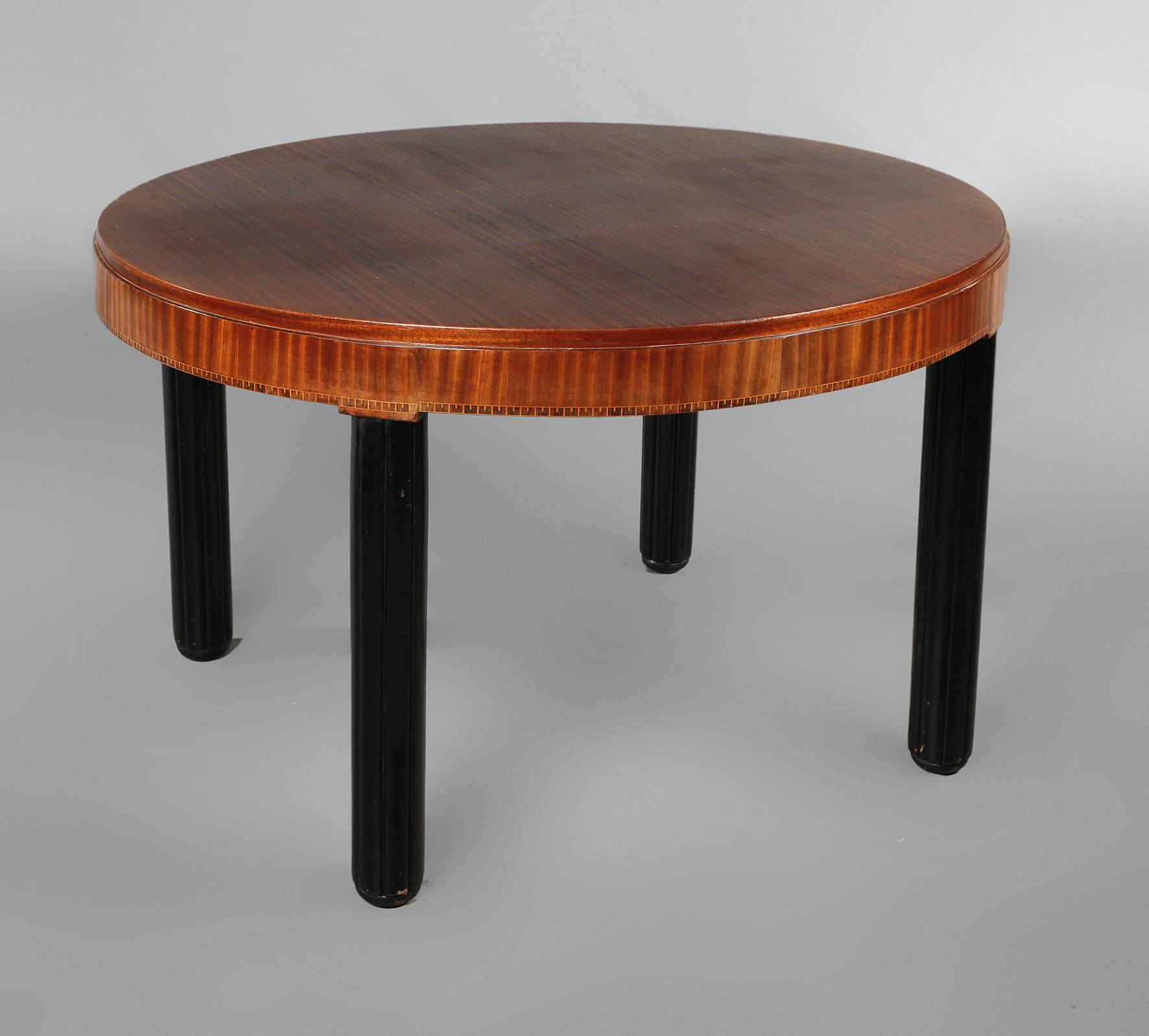 Ovaler Esstisch Art deco