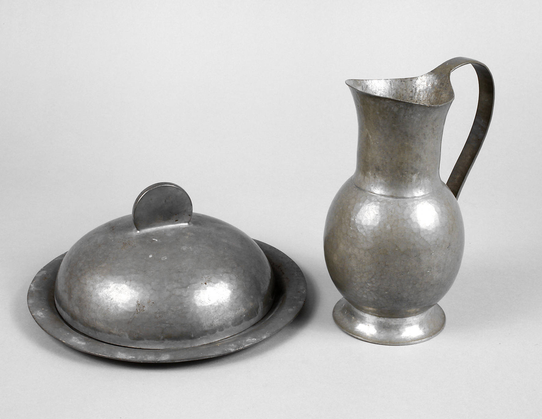 Karl Raichle Deckeldose, dazu Kanne