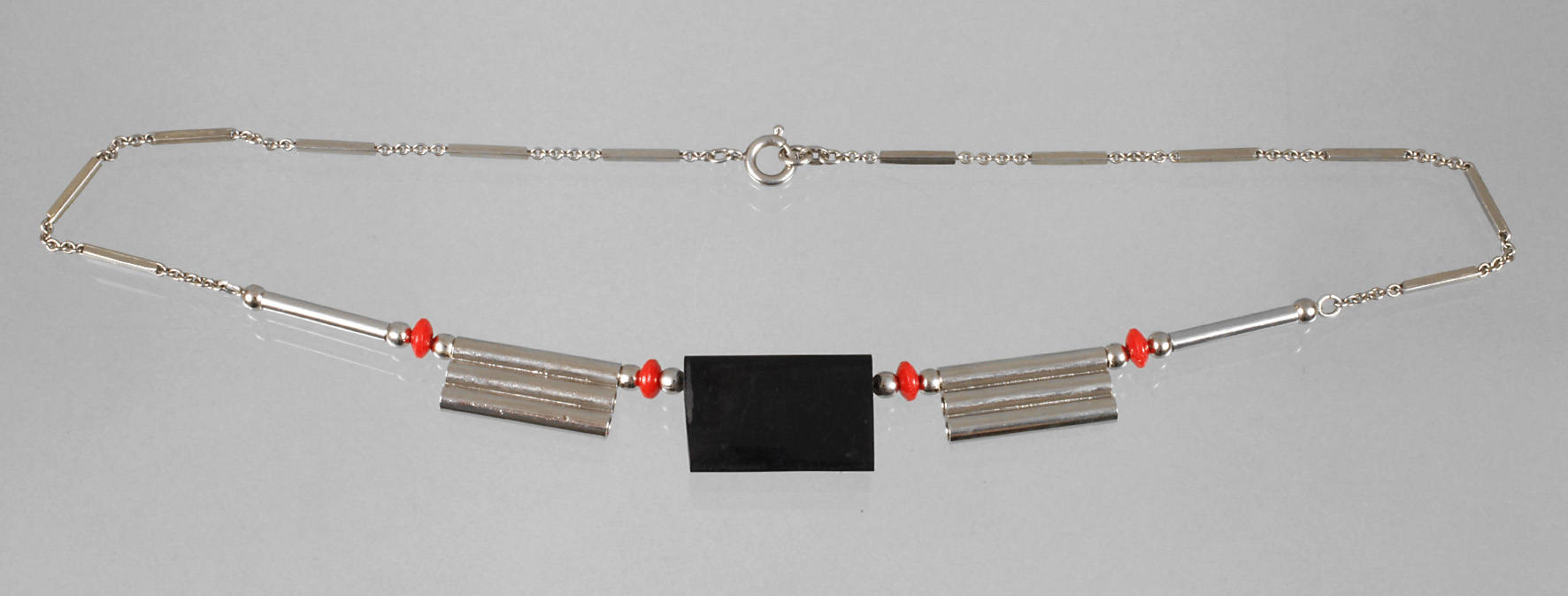 Jakob Bengel Collier