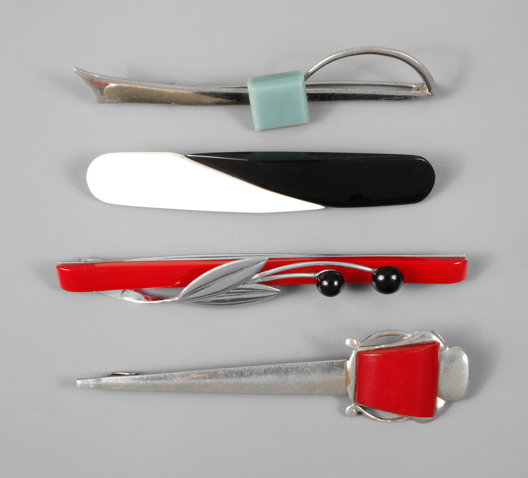 Vier Broschen Jakob Bengel