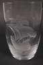 Vase mit Segelboot