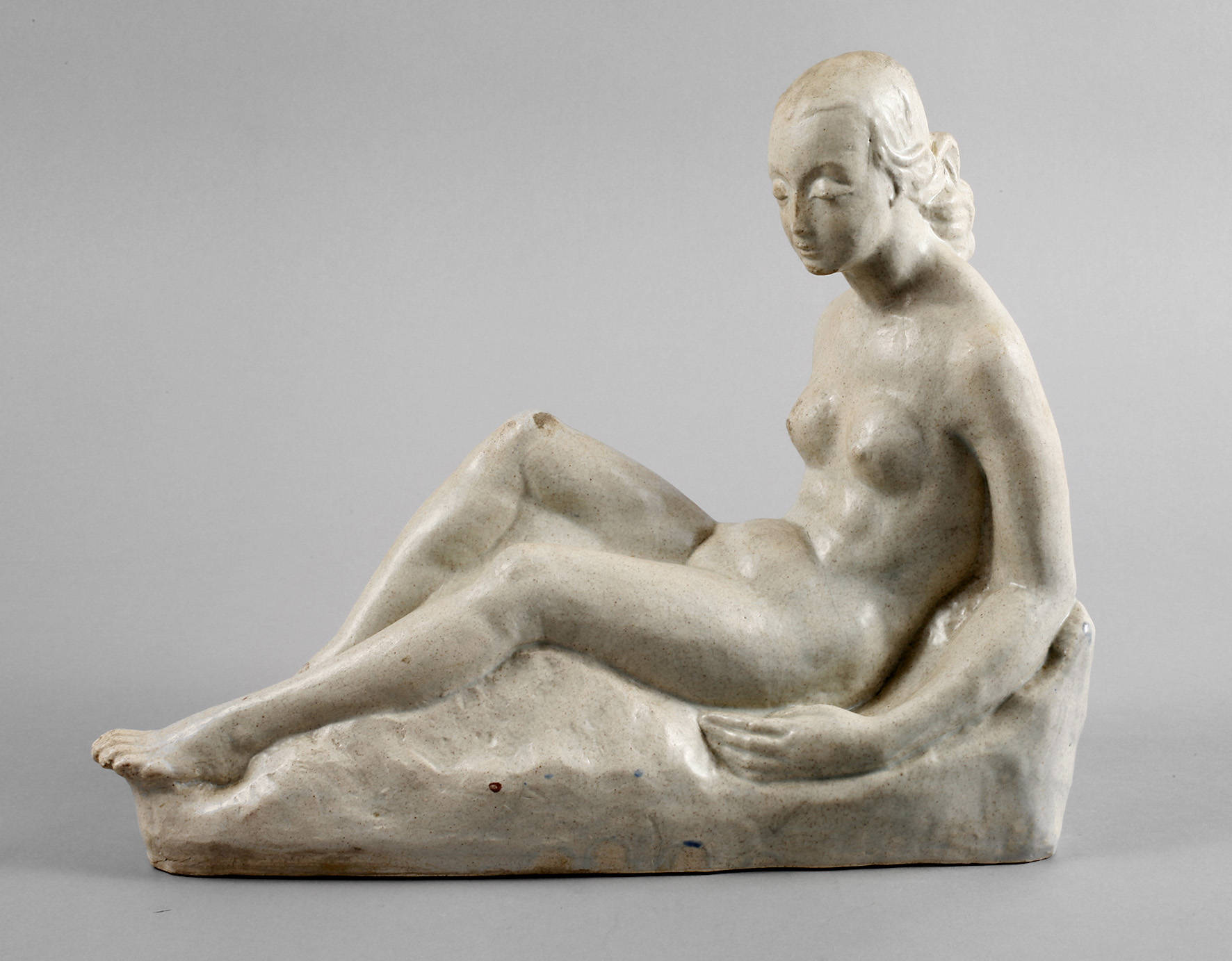 Liegender weiblicher Akt