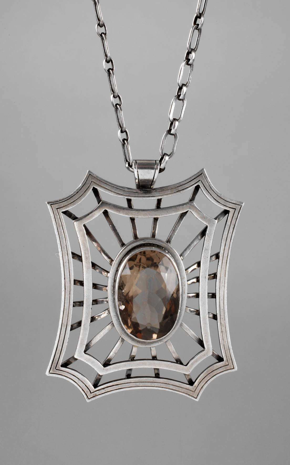 Prof. Wolfgang Tümpel, Anhänger mit Rauchquarz