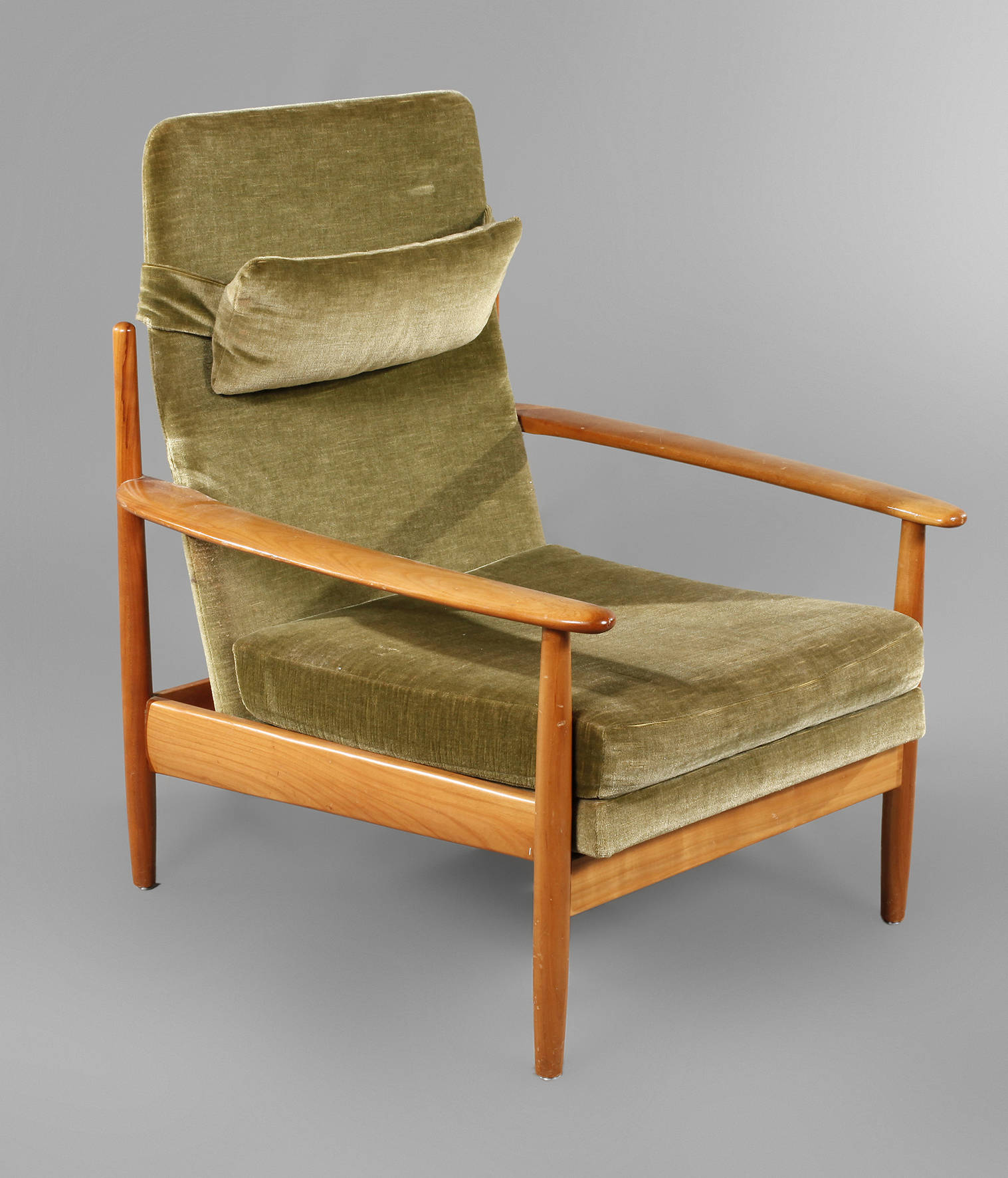 Großer Armlehnsessel