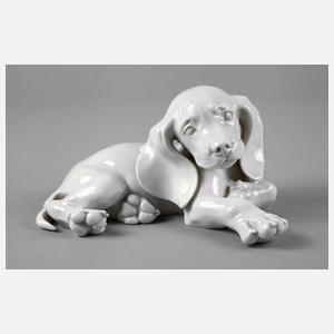 Allach ”Liegender junger Dackel”