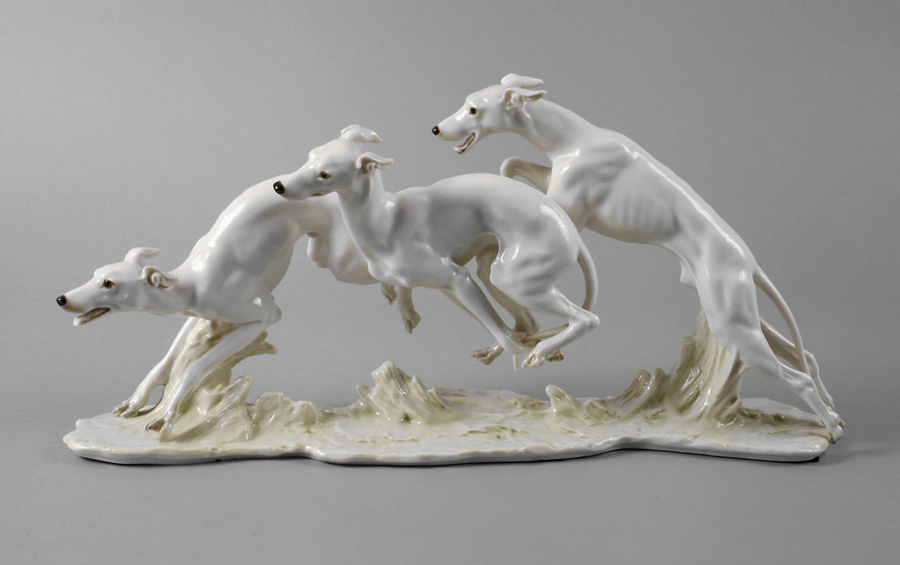 Hutschenreuther ”Springende Windhunde”