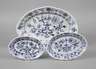Meissen drei Vorlegeplatten ”Zwiebelmuster”