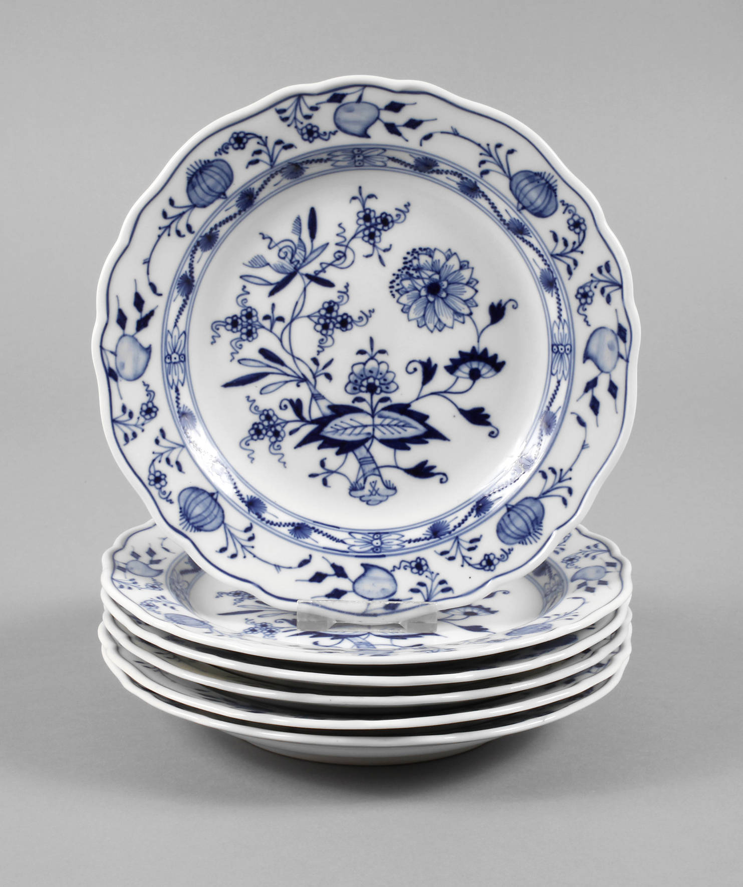 Meissen sechs Kuchenteller ”Zwiebelmuster”