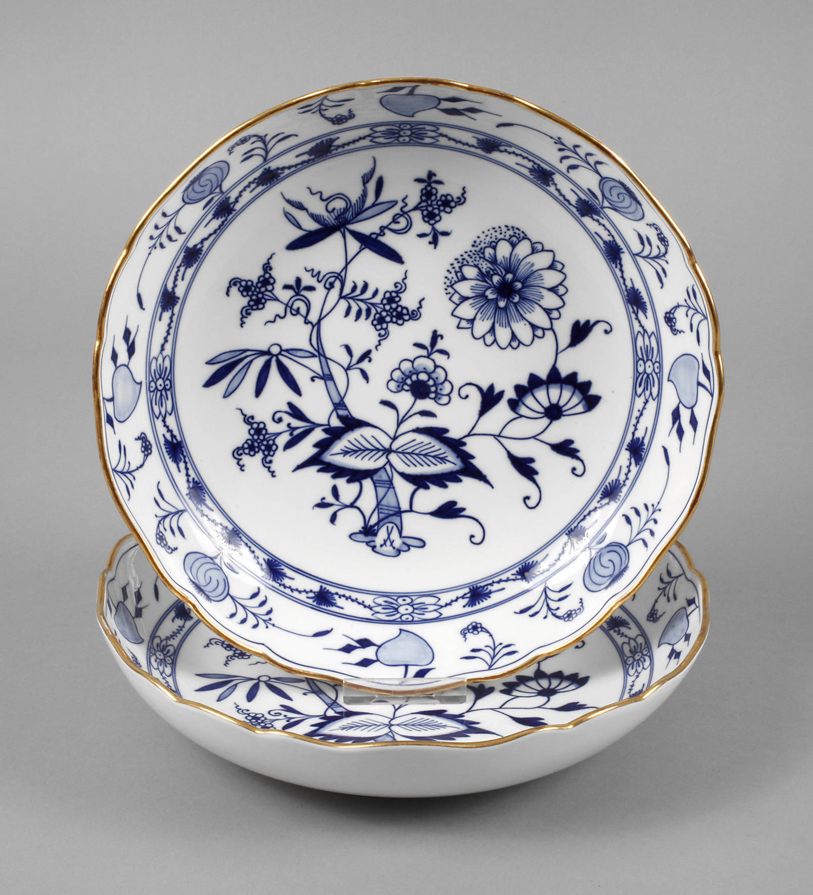 Meissen zwei Gemüseschüsseln ”Zwiebelmuster”