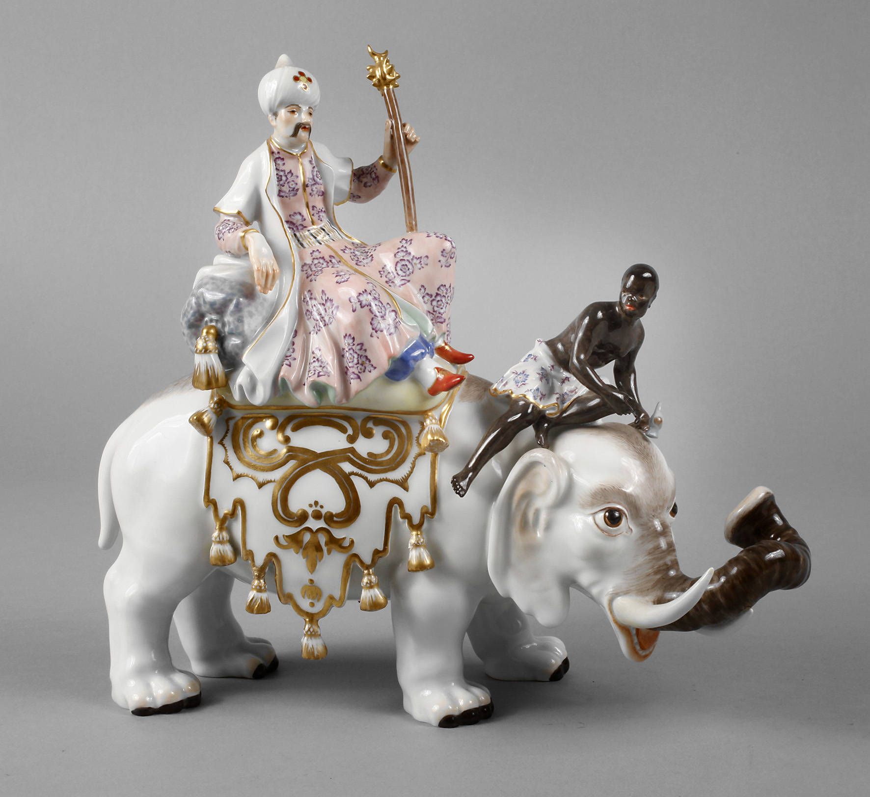 Meissen”Perser auf Elefant mit Mohr”