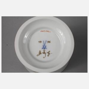 Meissen Jubiläumsbecher ”Chinoiserien nach Höroldt”