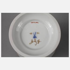 Meissen Jubiläumsbecher ”Chinoiserien nach Höroldt”