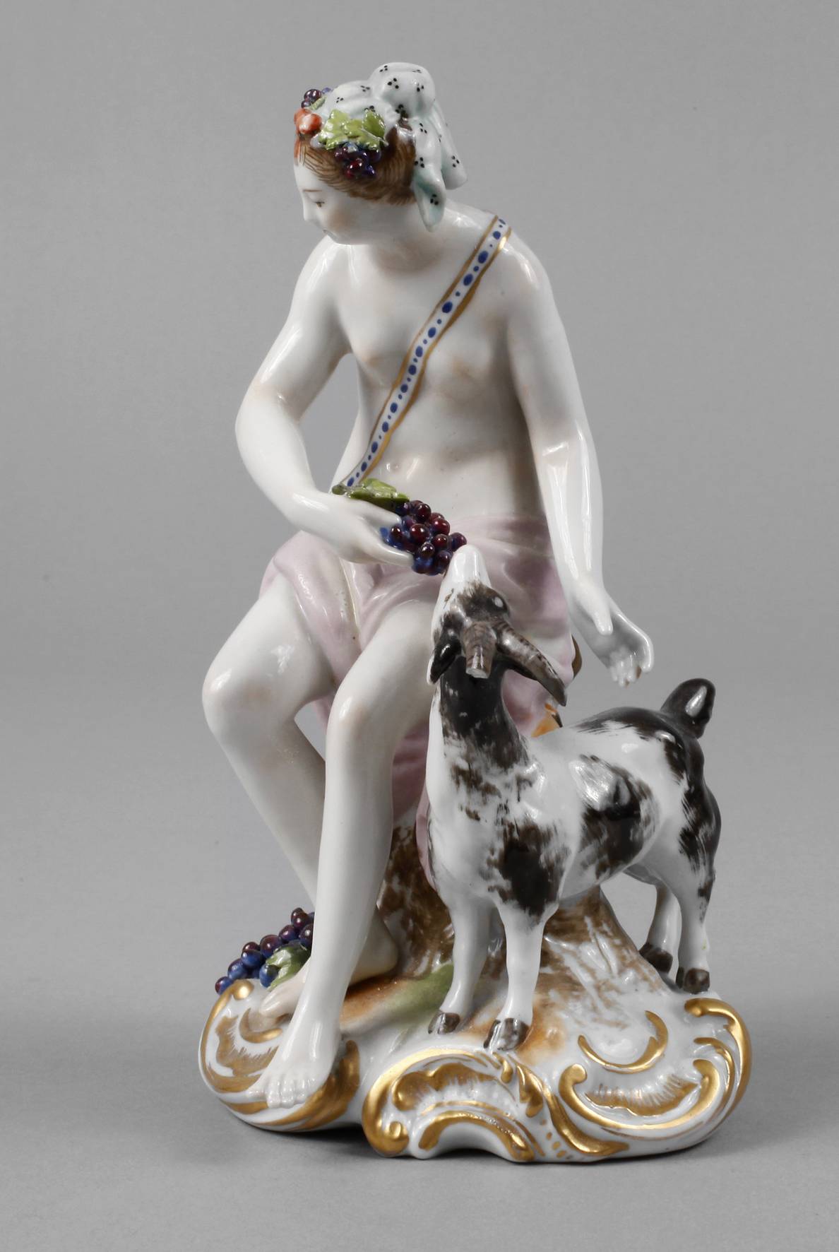 Volkstedt ”Bacchantin mit Ziege”