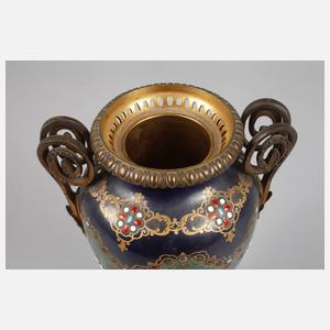 Amphorenvase mit Emaildekor