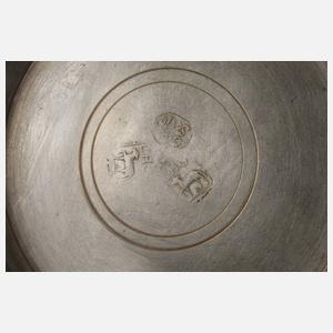 Großer barocker Ritzkrug