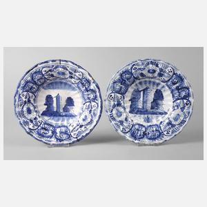 Zwei Frankfurter Buckelplatten