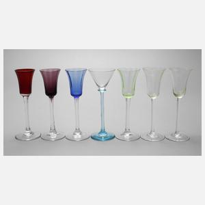 Sieben Likörgläser