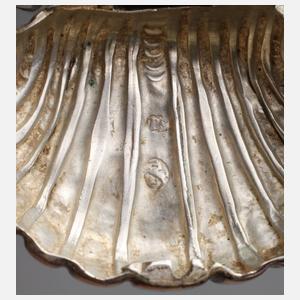 Barocke Silberdose in Muschelform