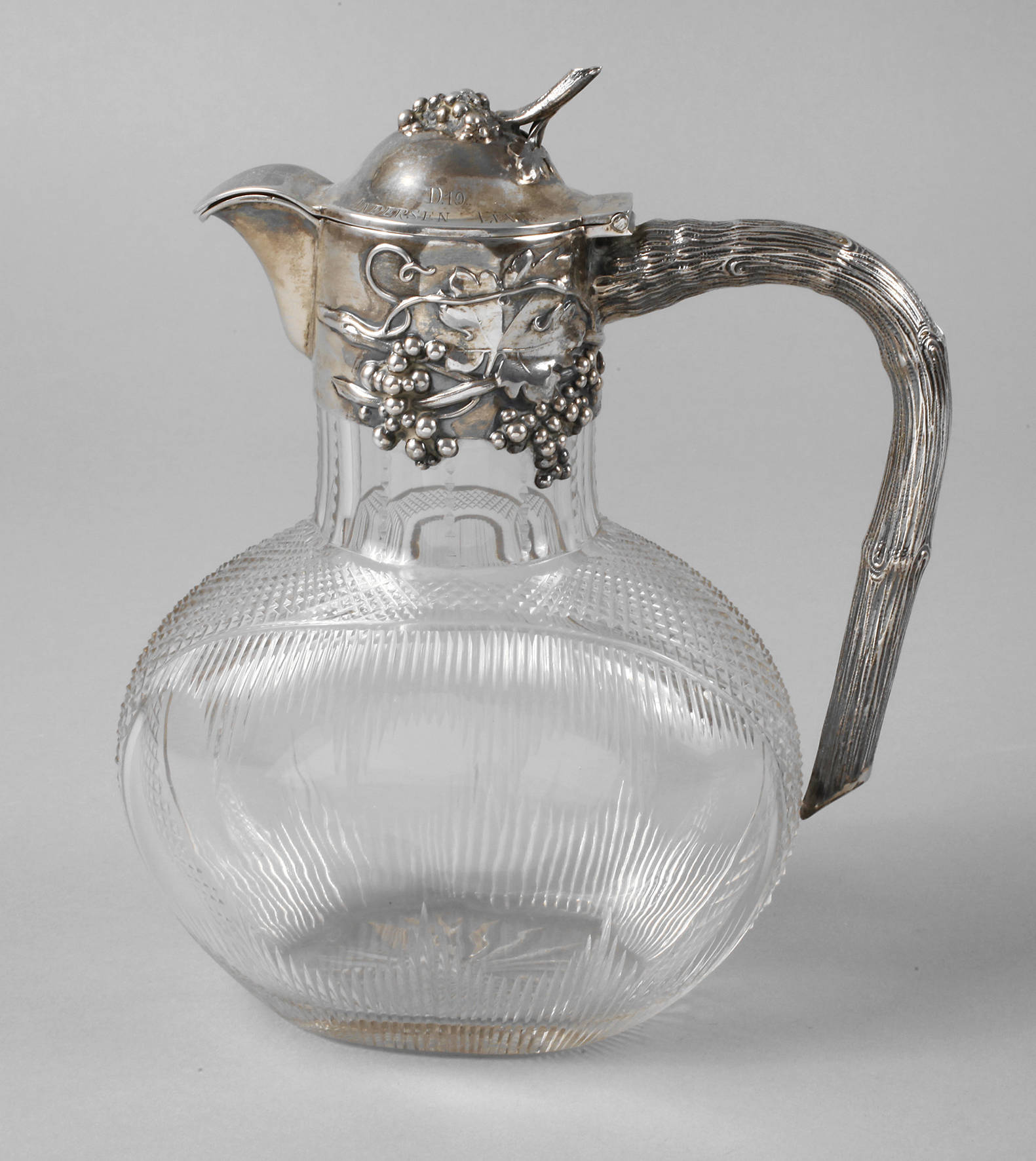 Weinkaraffe mit Silbermontierung