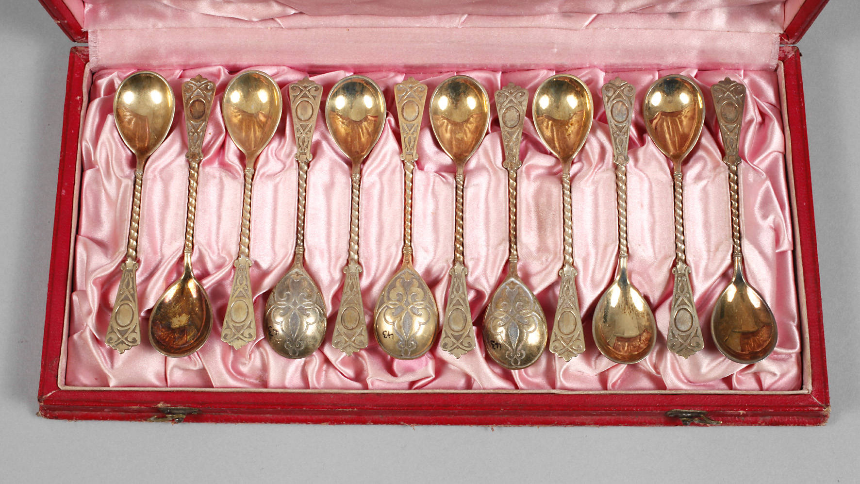 Silber zwölf ornamentale Mokkalöffel