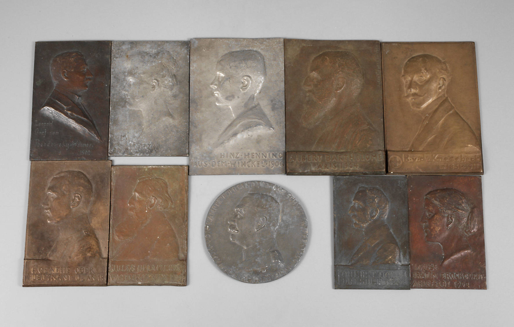 Konvolut Plaketten Julie Genthe