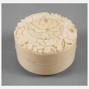 Geschnitzte Elfenbeindose