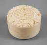 Geschnitzte Elfenbeindose