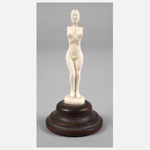 Kleine Elfenbeinschnitzerei