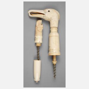 Zwei Korkenzieher Bein