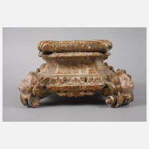 Geschnitzter Sockel Barock