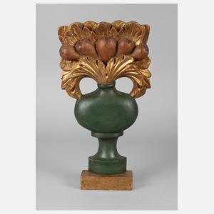 Geschnitzte Wandapplike